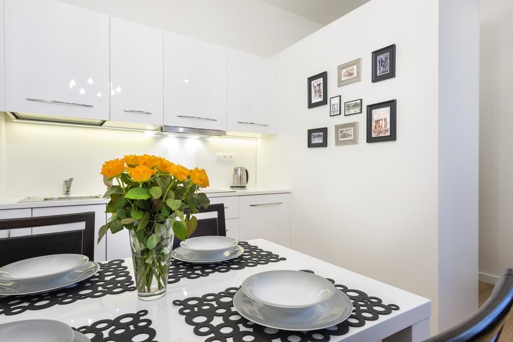 Apartament Tenczynska كراكوفيا الغرفة الصورة